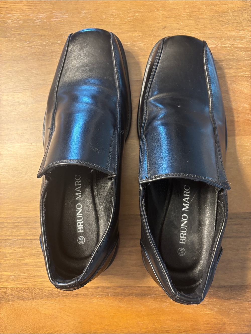 Bruno Marc Men’s Black Leather Slip-On Loafers